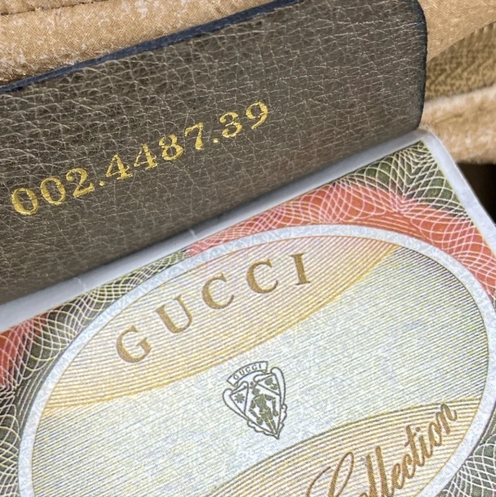 CERTIFIED AUTHENTI Gucci SUPREME Beige and Brown Crossbody Bag